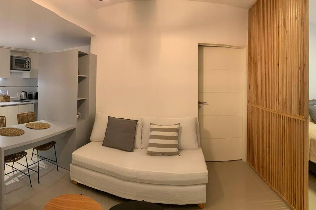 Beautiful In Paseo De La Cisterna Appartement